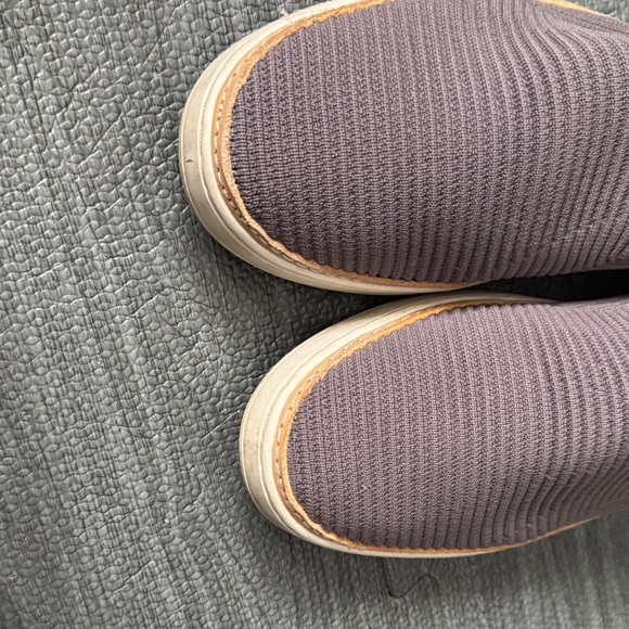 UGG Alameda Sammy Slip Ons Lavender Purple Size 10 US